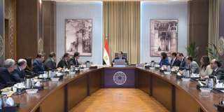 الوزراء يتابع الموقف التنفيذي للمرحلة...