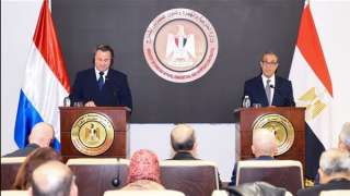 وزير الخارجية: مصر مستعدة لاستضافة...