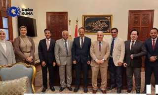 رئيس الهيئة الوطنية للصحافة يستقبل...