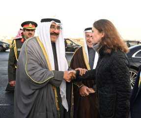 امير الكويت يغادر اسكتلندا بالمملكة...