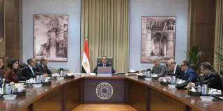 رئيس الوزراء يبحث مقترحات تيسير...