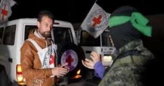 حافلات الأسرى الفلسطينيين المفرج عنهم...