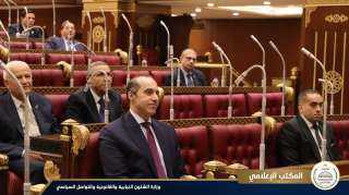 وزير الشئون النيابية يحضر طلبي...