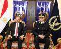 محافظ الشرقية يُهنئ مدير الأمن...