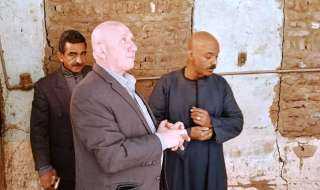 محافظ أسوان يكلف السكرتير العام...