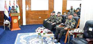 وزير الدفاع والإنتاج الحربى يتفقد...