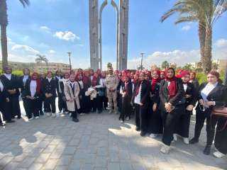 في زيارة تعزز الوعي الوطني.....