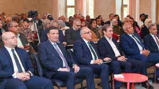 سويلم يشارك في فعاليات منتدى...