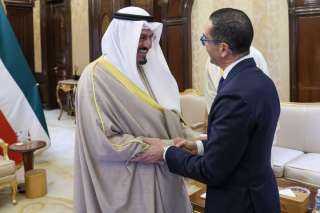 رئيس الوزراء الكويتي يستقبل وزير...