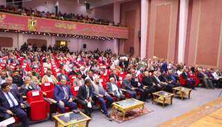 محافظ أسوان يكلف السكرتير العام...