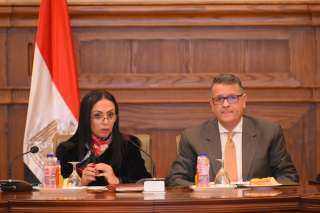 وزيرة التضامن : تكافل وكرامة...