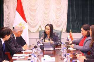 وزيرة التضامن تلتقي السفير الياباني...
