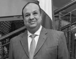 وزيرة البيئة تنعى السفير أيمن...