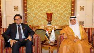 وزير الثقافة يلتقي المدير العام...