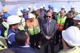 وزير الكهرباء يتفقد محطة الكريمات...