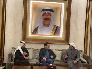وزير الثقافة المصري يصل الكويت...
