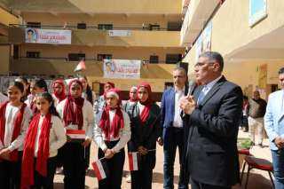 محافظ الجيزة يكرم ١٥ طالبة...