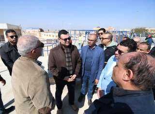 وزير الإسكان يتفقد مشروع إسكان...