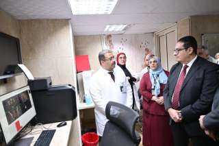 جولة تفقدية لرئيس جامعة القاهرة...