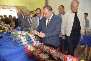 محافظ أسيوط يفتتح معرض ”أهلاً...