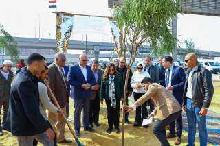وزيرة التنمية المحلية ومحافظ القليوبية...