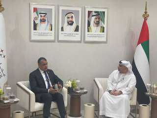 وزير الإنتاج الحربى يتفقد الجناحين...