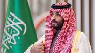 ولي العهد السعودي يبحث مع...