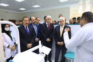 وزير التعليم العالي يفتتح ويضع...