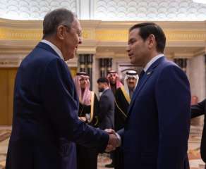 الكويت والإمارات يرحبان باستضافة السعودية...