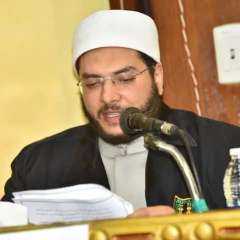 الباحث أحمد عبد السلام يحصل...