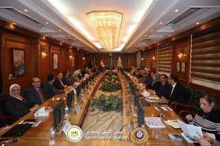 المجلس الأعلى لشئون الدراسات العليا...
