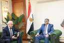 محافظ الجيزة يلتقى سفير دولة...