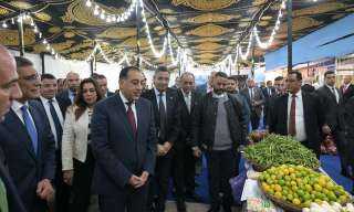رئيس الوزراء: افتتاح 28 معرضاً...
