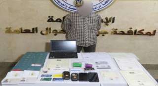 ضبط أحد الأشخاص بالقاهرة لقيامه...