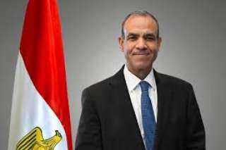 بدر عبد العاطي يستعرض تجربة...