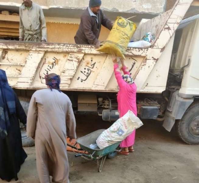 محافظ أسيوط يوجه بتكثيف حملات النظافة ورفع 160 طن من المخلفات وتراكمات القمامة بمركز القوصية