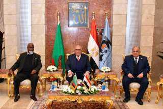 وزير الصحة الزامبي يقوم بزيارة...