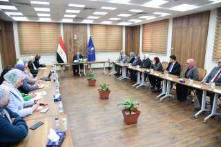 رئيس هيئة الدواء المصرية يستقبل...