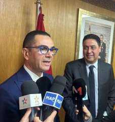 وزير الاستثمار يقوم بزيارة للمملكة...