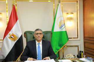 محافظ الجيزة: وقف إجازات الأطباء...