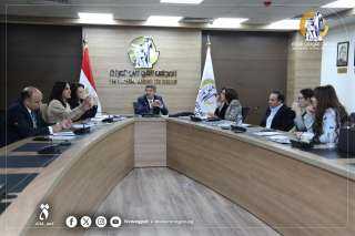 اللجنة الاقتصادية بالقومي للمرأة تعقد...