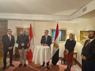 السفير المصرى فى برن يقيم...