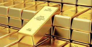 الذهب يتراجع وسط ترقب لتداعيات...