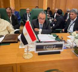 وزير الخارجية والهجرة يشارك في...
