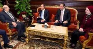 وزير الخارجية يلتقى عبدالوهاب عبدالرازق...