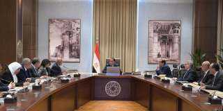 رئيس الوزراء يستعرض إجراءات إصلاح...