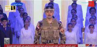 فقرة غنائية أمام الرئيس السيسي...