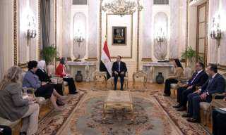 رئيس الوزراء يستقبل رئيسة الاتحاد...