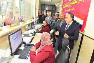 محافظ أسيوط يتفقد أعمال التطوير...