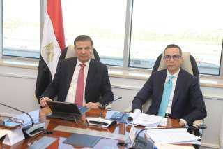 وزيرا الزراعة والاستثمار والتجارة الخارجية...
